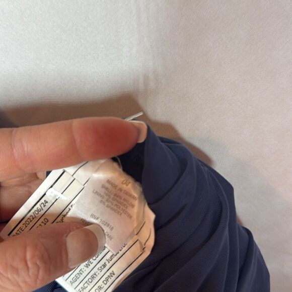 Garnet Hill Ruched-Front Navy One Piece Bathing Suit. Size 4. - Picture 8 of 9